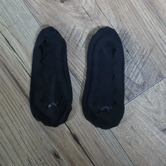 Betsey Johnson \ No-Show Liner Socks Trio - Black, Floral, White - Picture 2 of 7